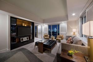 Hilton Tokyo Odaiba - Guest Ratings and Highlights