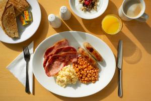 Holiday Inn Express Earls Court, an IHG Hotel - Amenities and Facilities