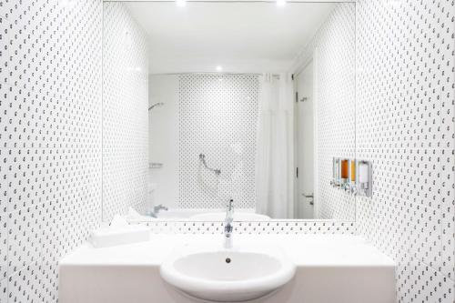 Holiday Inn Hemel Hempstead M1, Jct. 8, an IHG Hotel - Good To Know