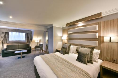 Holiday Inn - Manchester - Oldham, an IHG Hotel - Amenities and Facilities
