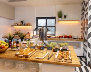 Holiday Inn York City Centre, an IHG Hotel - Rooms and Facilities