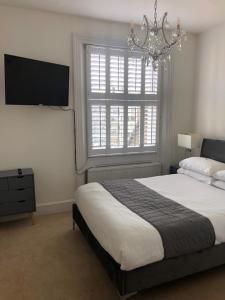 Hotel 63 - Amenities and Services