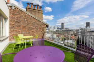 Hotel Amber - Guest Policies and Check-in/Out