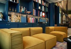 Hotel Amoi Paris - Accommodation and Amenities