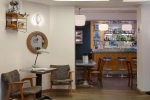 Hotel Aulivia Opera - Accommodation Features