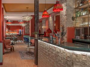 Hotel Brittany - Guest Ratings and Reviews