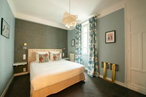 Hotel Des Batignolles - Hotel Features and Amenities