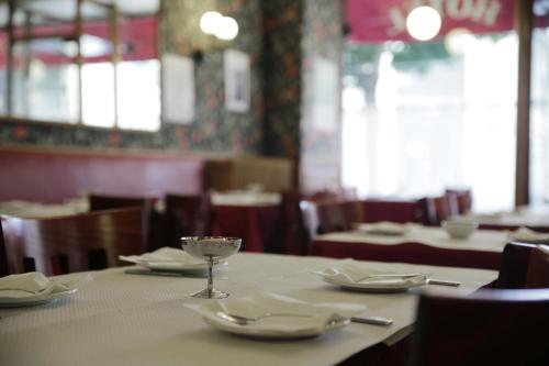 Hotel Du Cheval Rouge - Guest Reviews and Ratings