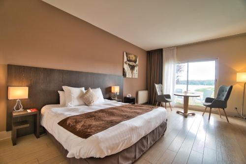 Hotel Du Golf De L'ailette, the Originals Relais - Amenities and Services