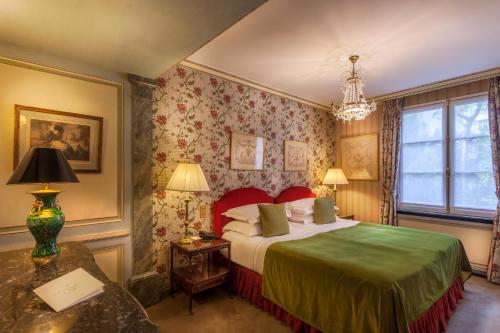 Hotel Duc De St-Simon - Accommodations and Room Types
