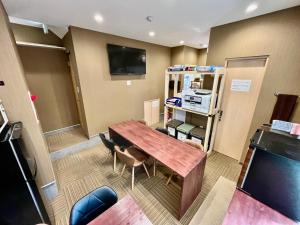 Hotel EL Shinjuku 6 - Room Types and Amenities