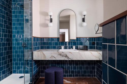 Hotel Gabbie - Amenities and Services
