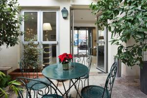 Hotel Gabriel Issy Paris - Accessibility and Transportation