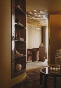 Hotel Gounod Fully Renovated - Room Accommodations