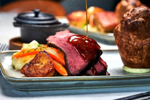 Hotel Indigo Manchester - Victoria Station, an IHG Hotel - Guest Experience and Reviews