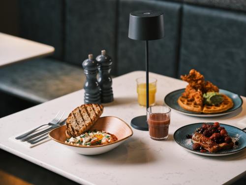 Hotel Indigo Newcastle, an IHG Hotel - Location and Accessibility