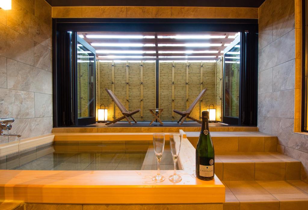 Hotel Isago Kobe - Amenities and Services