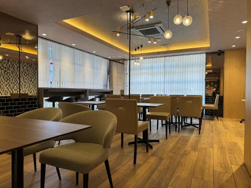 Hotel Japanesque Kyoto Station ZEQUU ANNEX - Location and Nearby Attractions