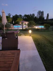 Hotel La Bastide D'iris - Accommodation and Amenities