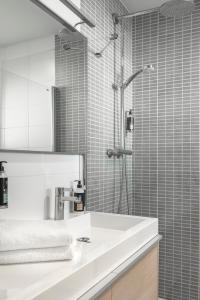 Hotel La Magnaneraie - Room Types and Amenities