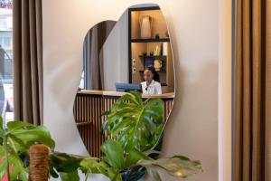 Hotel Le 46 Renovation - Location and Accessibility