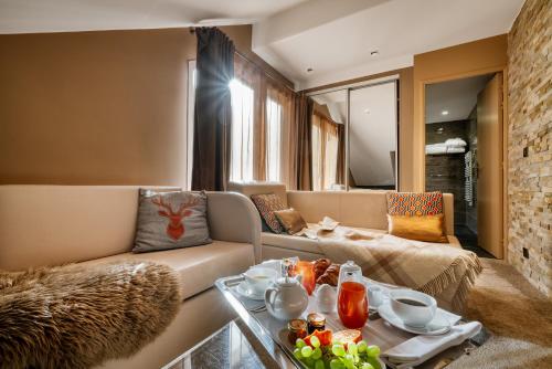 Hotel Le Tremplin - Rooms and Amenities