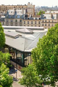 Hotel Lena - Location and Accessibility