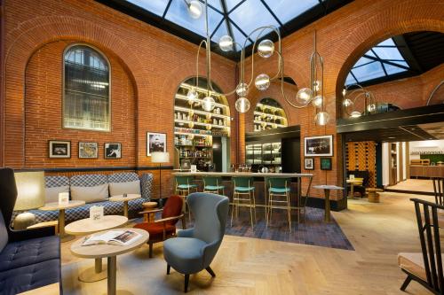 Hotel Les Capitouls Toulouse Centre - Handwritten Collection - Accommodations and Facilities