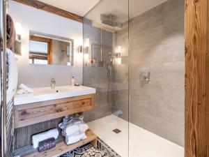 Hotel Les Peupliers - Amenities and Services