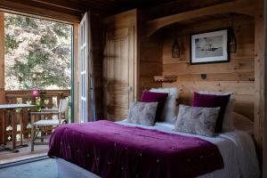 Hotel Les Roches Fleuries - Rooms and Amenities Offered