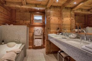 Hotel Les Servages D'armelle - Facilities and Amenities