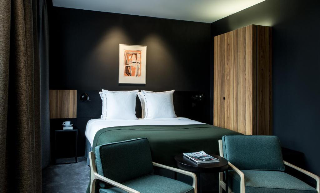 Hotel Louvre-Lens - Spirit of France - Exceptional Amenities and Services