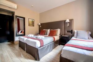 Hotel Migny Opera Montmartre - Diverse Accommodation Options
