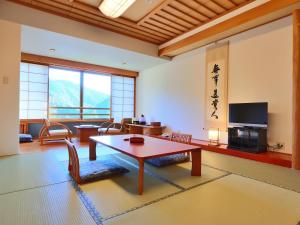 Hotel Miki - Hotel Overview and Location