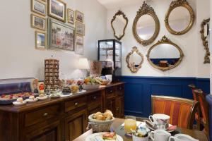Hotel Mogador - Accommodation Details