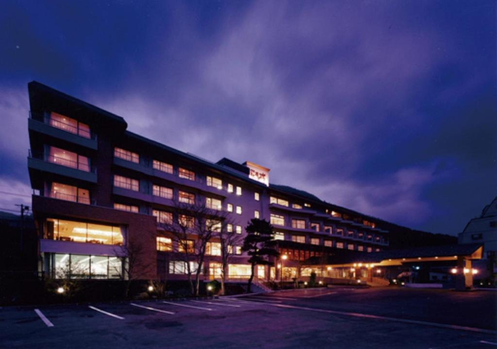 Hotel New Momiji Review