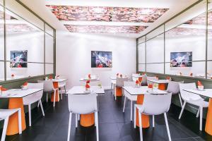 Hotel Opera Opal - Key Amenities Offered