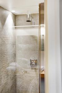 Hotel & Restaurant Le Pré - Accommodations and Amenities