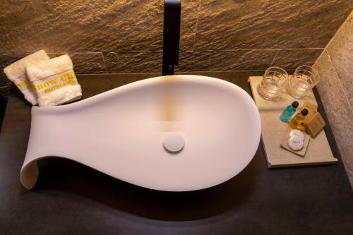 Hotel SNOW CHILL - Amenities and Services Offered