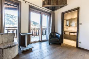 Hotel Spa Crychar - Accommodation and Amenities