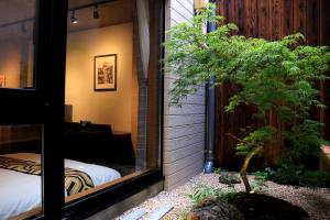 Hotel Traveling Bridge Nijojo - Location and Accessibility