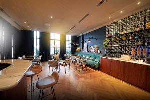 Hotel Victoria - Guest Reviews and Ratings