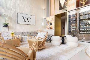 Hotel Yac Paris Clichy, a Member of Radisson Individuals - Amenities and Room Features