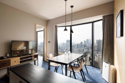 Hundred Stay Tokyo Shinjuku - Location and Accessibility