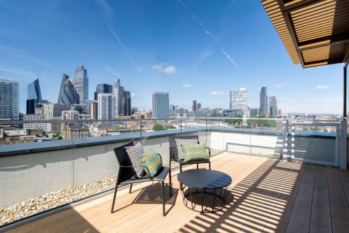 Hyatt Place London City East - Location Highlights