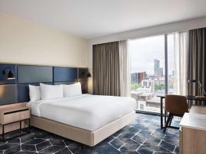 Hyatt Regency Manchester - Facilities and Amenities