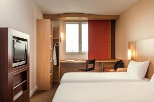 Ibis Rambouillet - Accommodations and Amenities