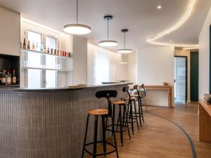 Ibis Styles Asnieres Centre - Location Benefits