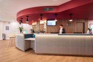Ibis Styles Paris Poissy - Ideal Location for Travelers