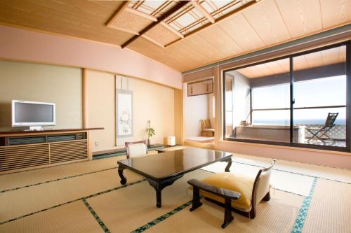 Inatori Tokai Hotel Yuen Review